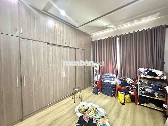 nhà nguyên căn Gần Nguyễn Văn Linh 4 PN - 4 Wc - gần Sân Bay