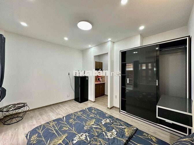Căn Hộ 1PN Ban Công Máy Giặt Riêng 40m2_Gần Chợ Bến Thành_Ga Metro