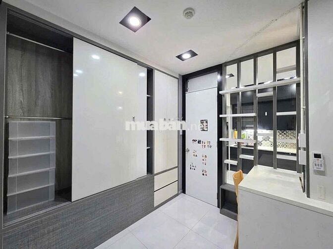 Cho thuê căn hộ 2PN 1WC. chung cư The Botanica. Phường 2 Tân Bình