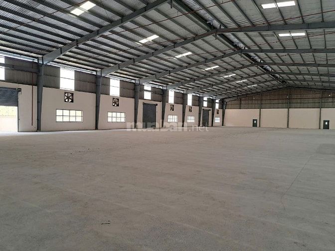 Cho thuê kho 4.000m² có văn phòng, Cụm CN Tân An, Long An ,giá 2.5 usd