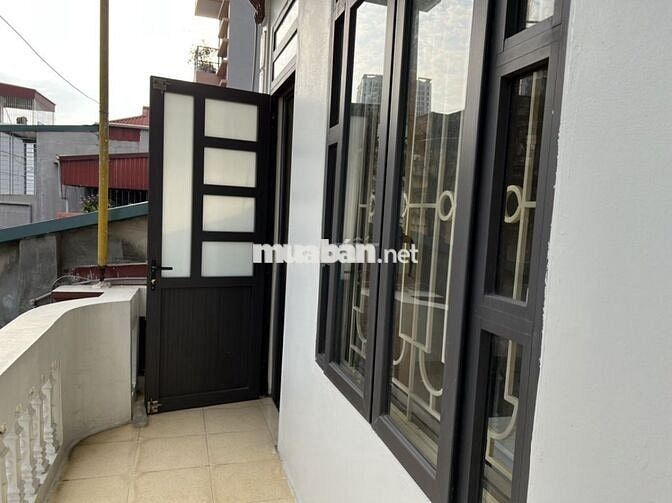 PHÒNG KHÉP KÍN, 25M2, FULL NỘI THẤT, BẾP ĂN RIÊNG, BẾN XE NƯỚC NGẦM