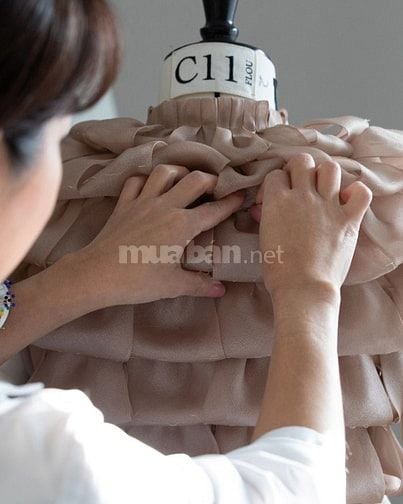 CÔNG TY THỜI TRANG NỮ CẦN TUYỂN GẤP THỢ CẮT, THỢ MAY NAM/ NỮ