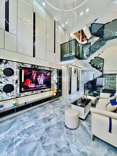 🔥 Bể nợ bán gấp – Nhà mới xây 6 tháng Dương Quảng Hàm, giá chỉ 5 tỷ!