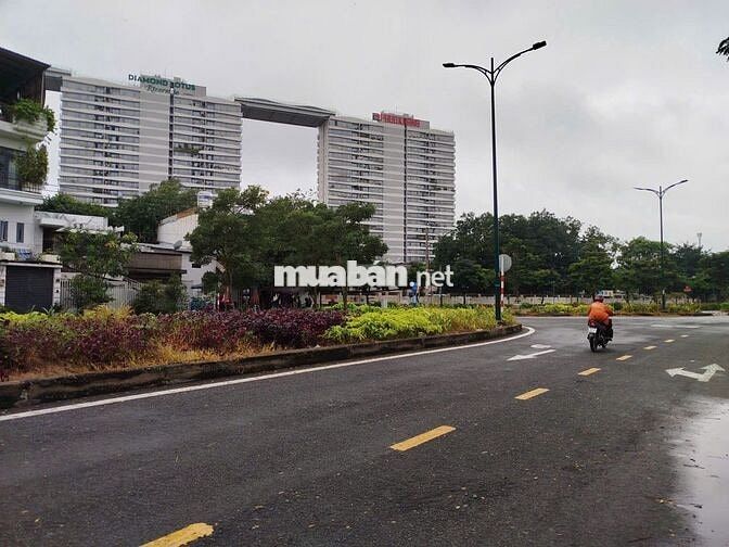 VIEW NGẮM SÔNG SÀI GÒN CỰC THOÁNG MÁT - MẶT TIỀN KHỦNG 6M - 4 TẦNG