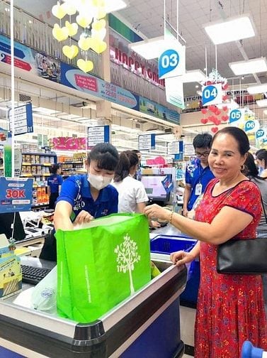 Tuyển Gấp Trung Tuổi - Sinh Viên Làm Bán Hàng, Thu Ngân,Bảo Vệ,Tạp Vụ