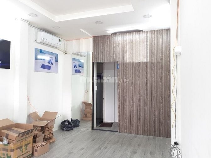 Cho thuê mặt bằng 4x9m đường Trường Sơn, sát sân bay 