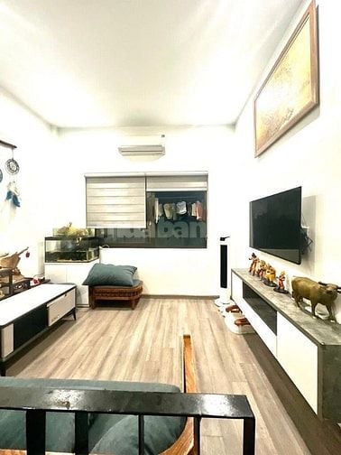 PHỐ HOÀNG LIỆT LINH ĐÀM _NHÀ ĐẸP SANG XỊN MỊN _Ở NGAY DT43m /5Tầng. Sổ