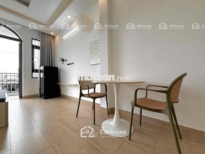 cho thuê Penthouse 1 phòng ngủ tách bếp ban công NGUYỄN THỊ NHỎ 10tr