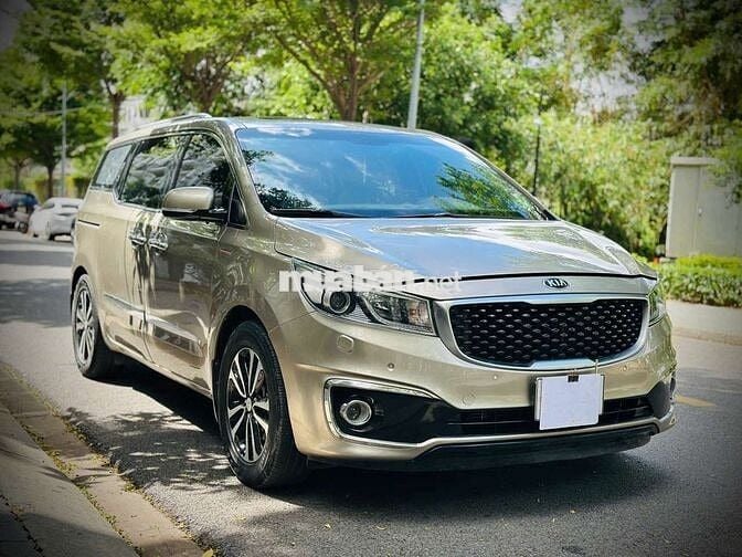 Chính chủ bán Kia Sedona full dầu 2016 lướt 8 vạn