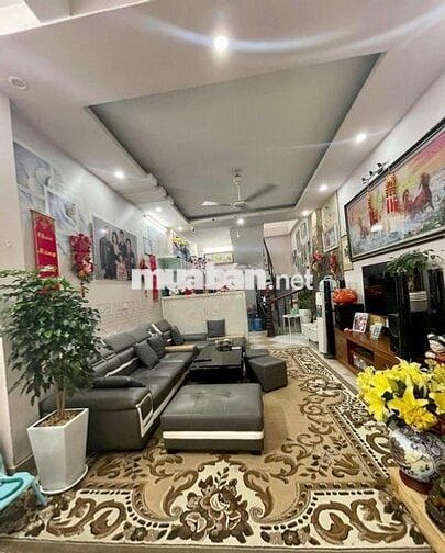 Bán nhà Kim Giang, ngõ ô tô, mua 1 được 2 nhà, 120m2 22 tỷ, ở tốt