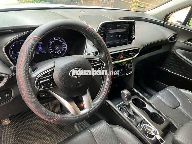 Gia đình cần bán xe Hyundai Santa Fe dầu SX 2019