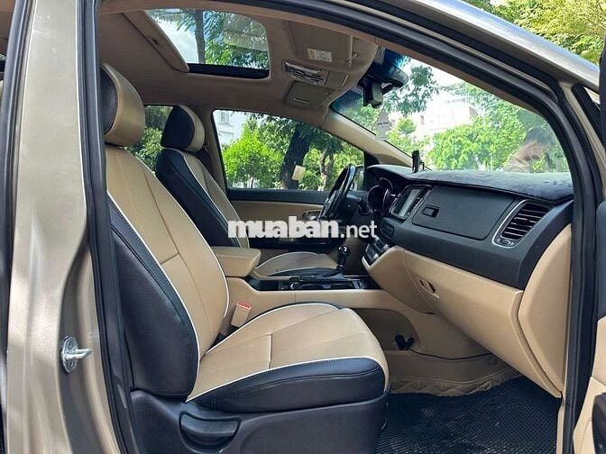 Chính chủ bán Kia Sedona full dầu 2016 lướt 8 vạn