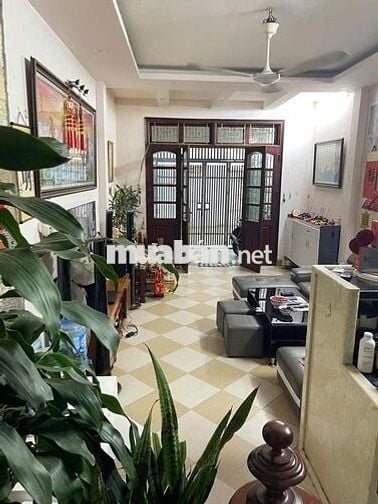 Bán nhà Kim Giang, ngõ ô tô, mua 1 được 2 nhà, 120m2 22 tỷ, ở tốt