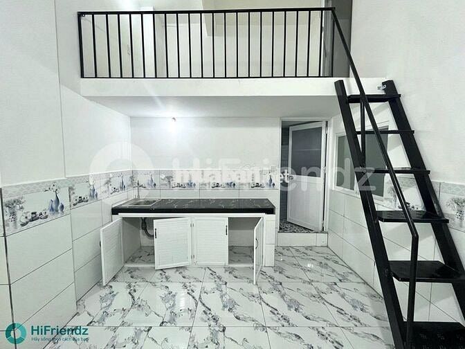 Sát ĐH Y,UEH B Trống lại gác đẹp Cửa sổ trời ở 3 4 người  vô tư quận 5