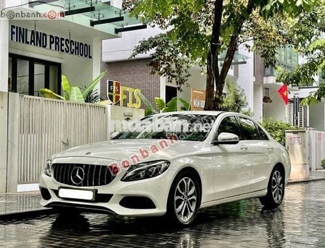 Mercedes Benz C class C200 2017