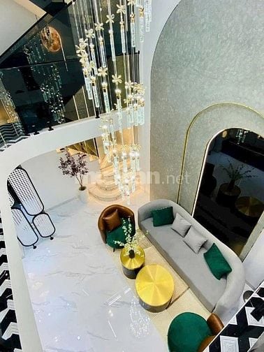 Cô mai về quê sinh sống bán gấp căn nhà ở Chu Văn An, P.12, Bình Thạnh