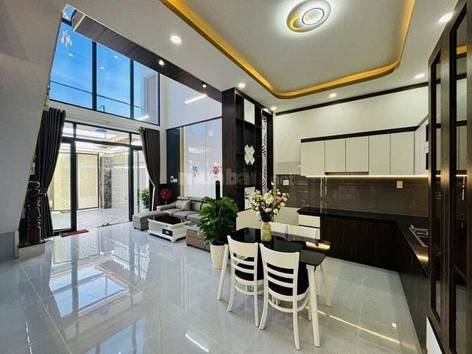 NHÀ GÁC LỬNG NGAY TRUNG TÂM PHƯỜNG CHỈ 500TR SANG TÊN NHẬN NHÀ 