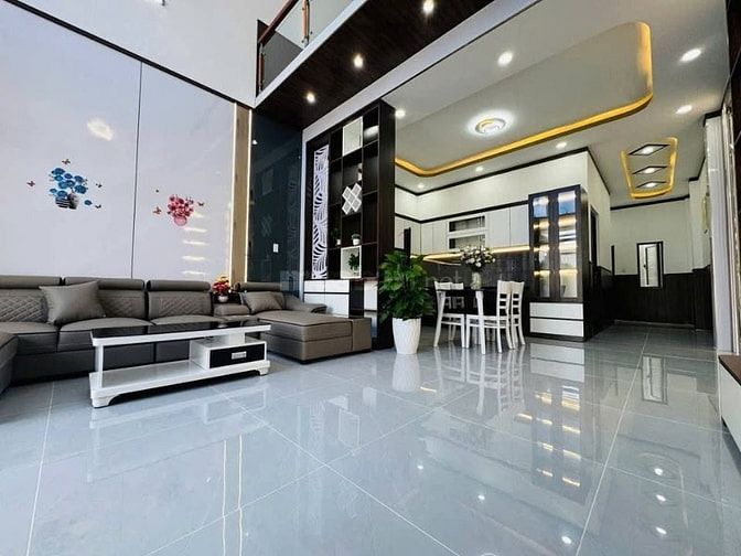 NHÀ GÁC LỬNG NGAY TRUNG TÂM PHƯỜNG CHỈ 500TR SANG TÊN NHẬN NHÀ 