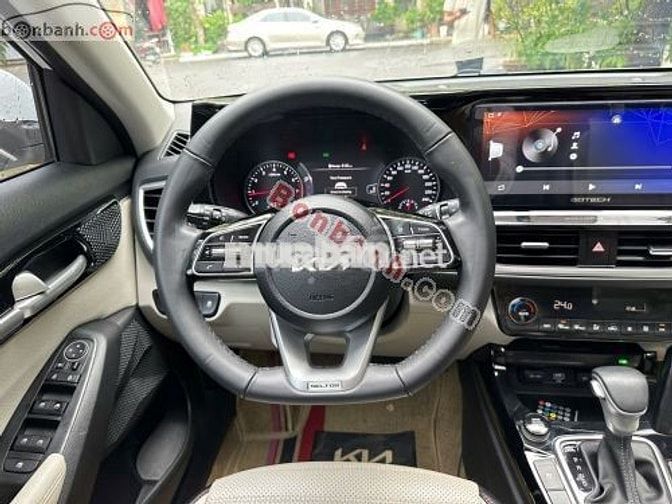 Kia Seltos Premium 1.4 AT 2022