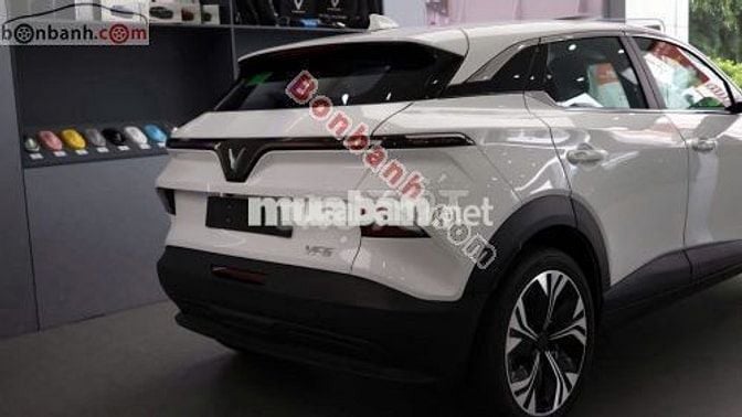 VinFast VF6 Plus 2025