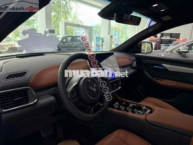 VinFast VF8 Plus 2025