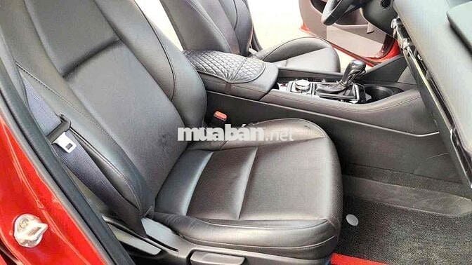 Mazda 3 2023 1.5L Luxury - 14000 km