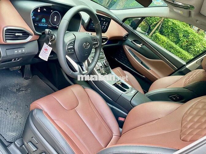 2024 Cao cấp 2.2L HTRAC - 10800 km