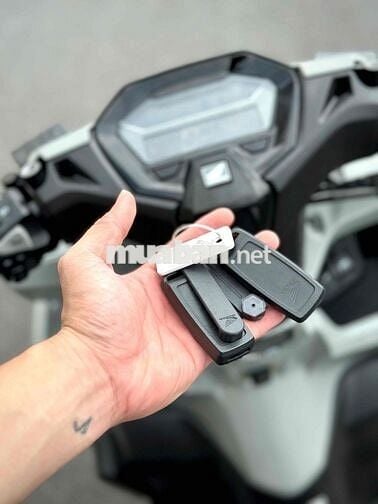 VARIO 160 ABS 2023 lướt odo 10 nghìn cây