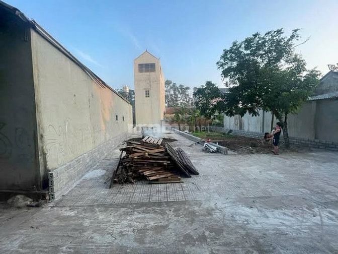 a/c e cần bán.ac quan tâm ib zalo e nhé a/c e cần bán.ac quan tâm ib zalo e nhé