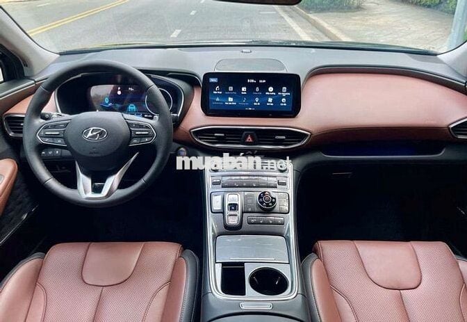 2024 Cao cấp 2.2L HTRAC - 10800 km