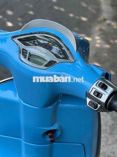 Vespa Sprint đẹp 2016 giá như vision