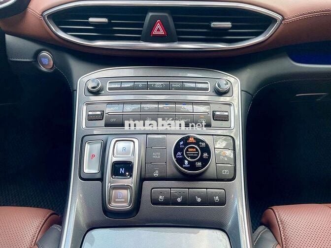 2024 Cao cấp 2.2L HTRAC - 10800 km