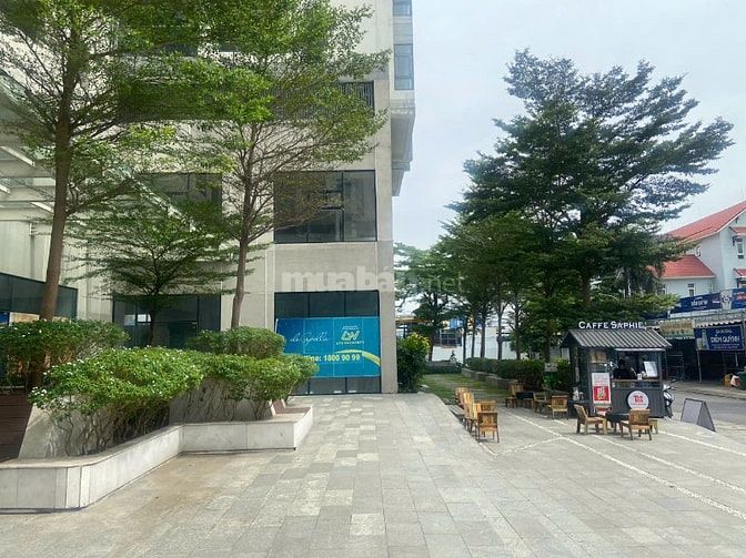 *Cho thuê căn hộ 3PN, De Capella 95m2, căn góc giá 18 triệu nhà đẹp.