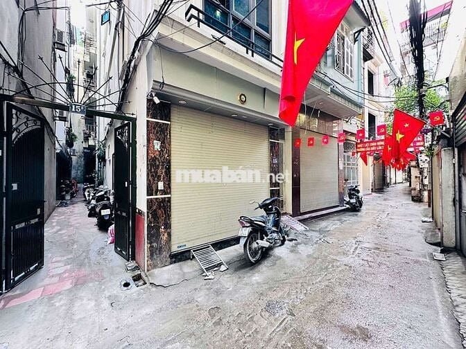 79 CẦU GIẤY - GẦN MẶT PHỐ - NGÕ THÔNG CÁC NGÃ - FULL NỘI THẤT Ở NGAY