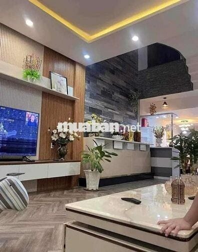 Cho thuê nhà 3 tầng gần ông ích đường, cẩm lệ
