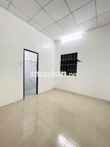 NHÀ GIÁ RẺ 4,4 Tỷ HIỆP THÀNH 13 HXH GẦN CHỢ HIỆP THÀNH BỆNH VIỆN Q.12