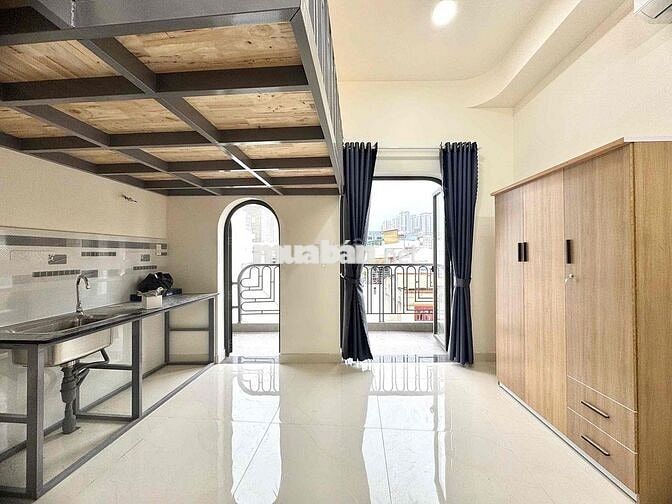 Căn Hộ Duplex Đầy Đủ Nội Thất Có Ban Công Gần Crescent Mall Quận 7