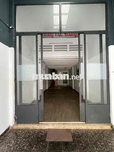 CHO THUÊ NHÀ GẦN PHAN XÍCH LONG. MẶT TIỀN SẦM UẤT. GIÁ RẺ. KD TỰ DO