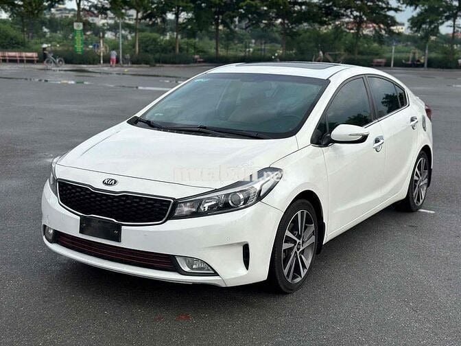 Kia Cerato 2018 1.6 AT Luxury - 85000 km