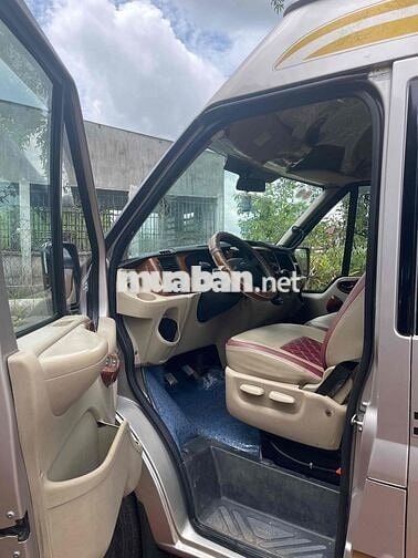 Ford Transit 2015 Standard MID - 300000 km