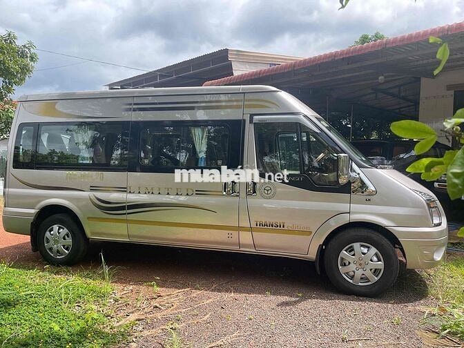 Ford Transit 2015 Standard MID - 300000 km
