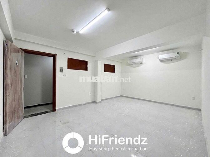 ✨CHO THUÊ CĂN HỘ STUDIO BAN CÔNG, RỘNG 40m2, MẶT TIỀN, THANG MÁY, NTP