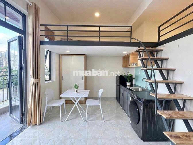 Căn Hộ Duplex Đầy Đủ Nội Thất Có Ban Công Gần Crescent Mall Quận 7