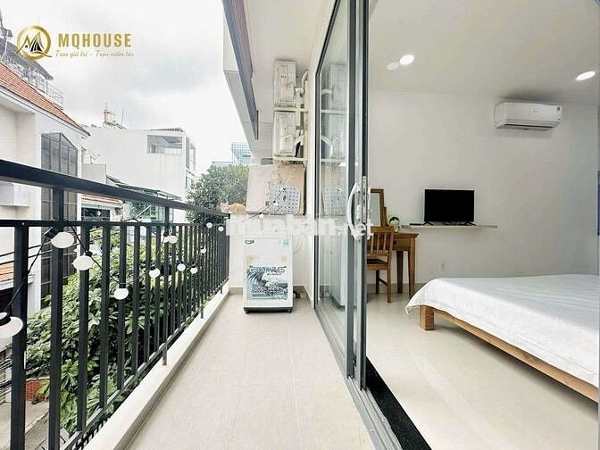 Căn Hộ Studio Ban Công Full NT Tòa Nhà Thang Máy Hầm Xe Bảo Vệ 24/24