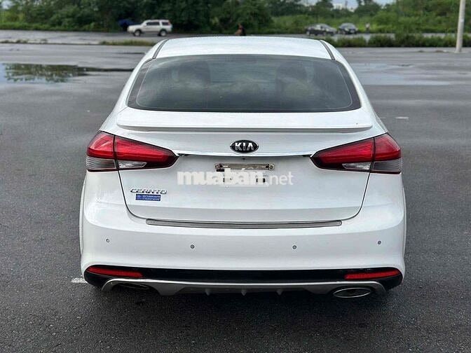 Kia Cerato 2018 1.6 AT Luxury - 85000 km