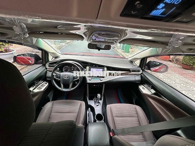 Toyota Innova 2021 Venturer xe full lịch sử hãng