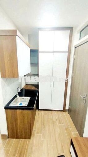 PHÒNG ĐẸP NGAY TRUNG TÂM BA ĐÌNH 30M2 GIÁ CHỈ 4.2 TRIỆU