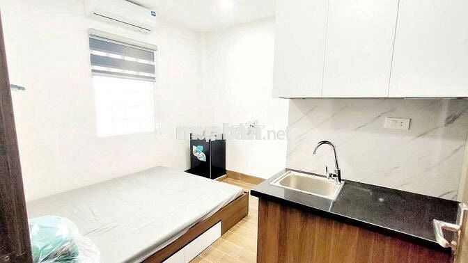 PHÒNG ĐẸP NGAY TRUNG TÂM BA ĐÌNH 30M2 GIÁ CHỈ 4.2 TRIỆU