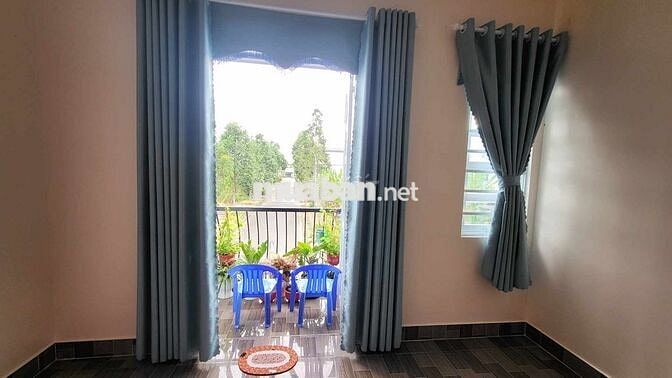 Nhà 1 trệt, 1 lầu đủ tiện nghi KDC phường 5, TP Vị Thanh cho thuê VPKD