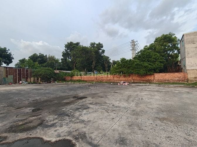 *Cho thuê đất nền bê tông*300m2-1800m2 gần QL 1A, Linh Trung, Thủ Đức